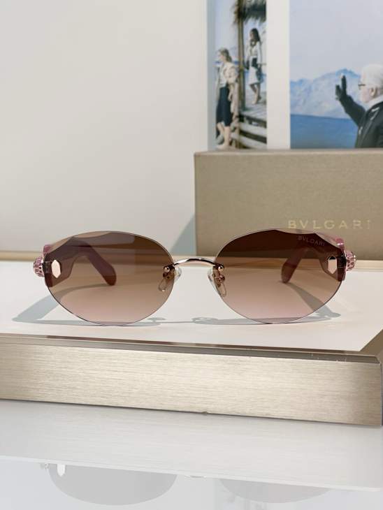 Picture of Bvlgari Sunglasses _SKUfw80444128fw